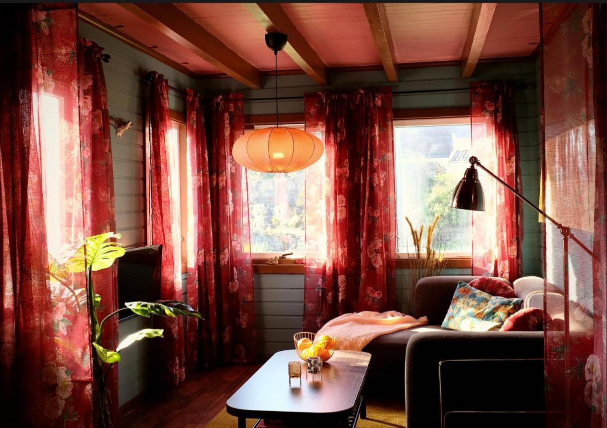 Lunvig - A Cosy Cottage In Idyllic Small Island Near Kristiansand, Sogne Esterno foto