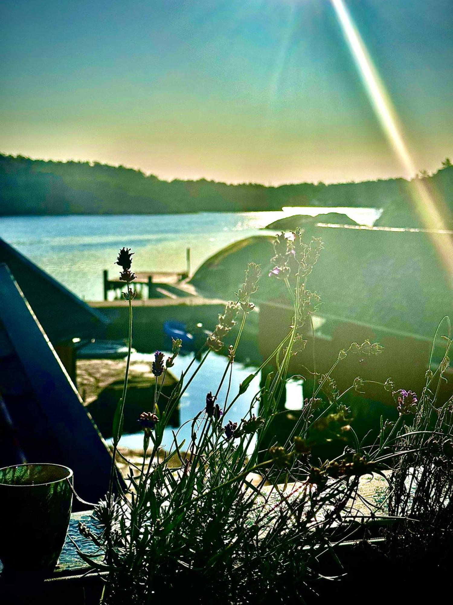 Lunvig - A Cosy Cottage In Idyllic Small Island Near Kristiansand, Sogne Esterno foto